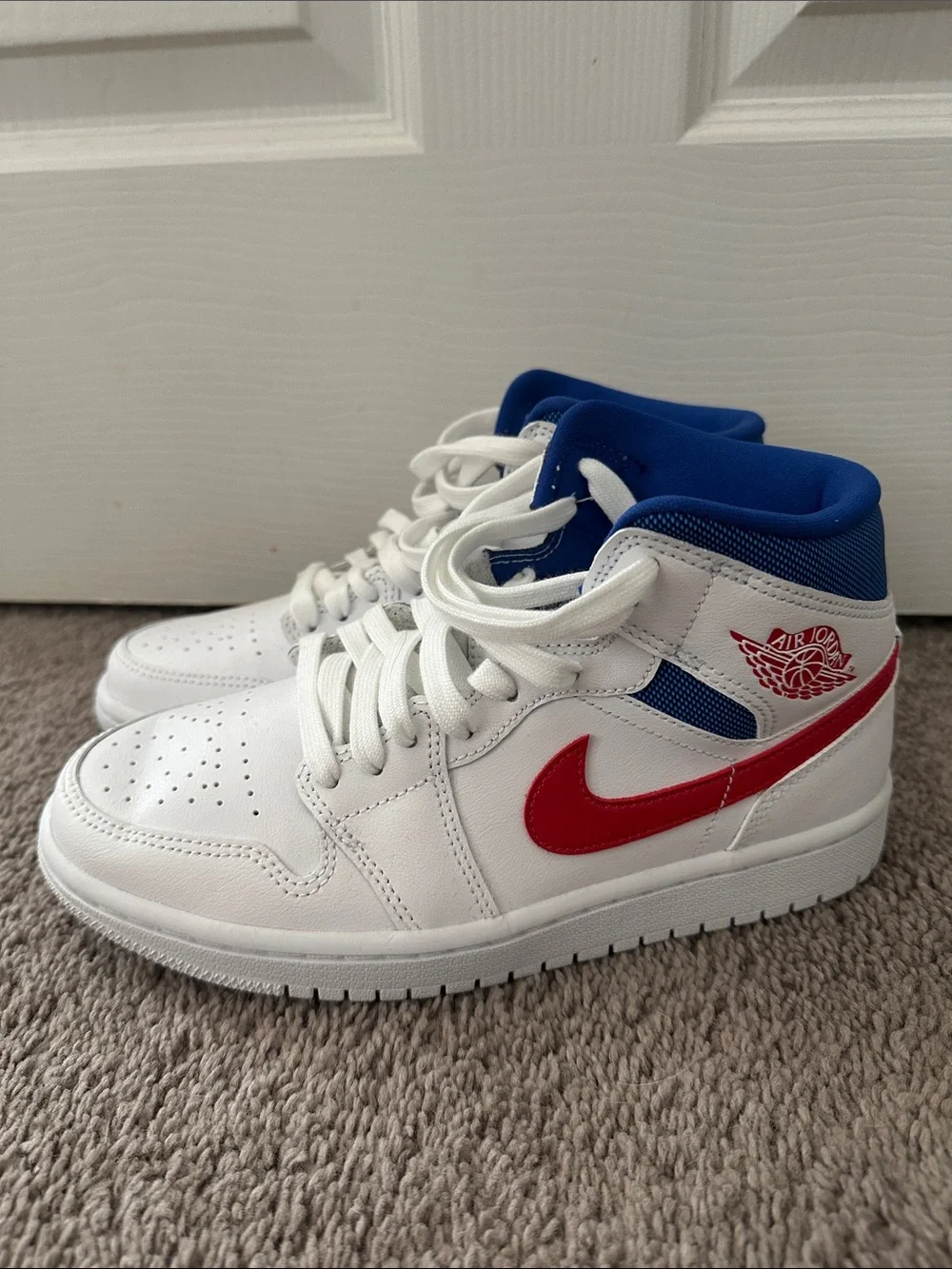 Air Jordan 1 Mid